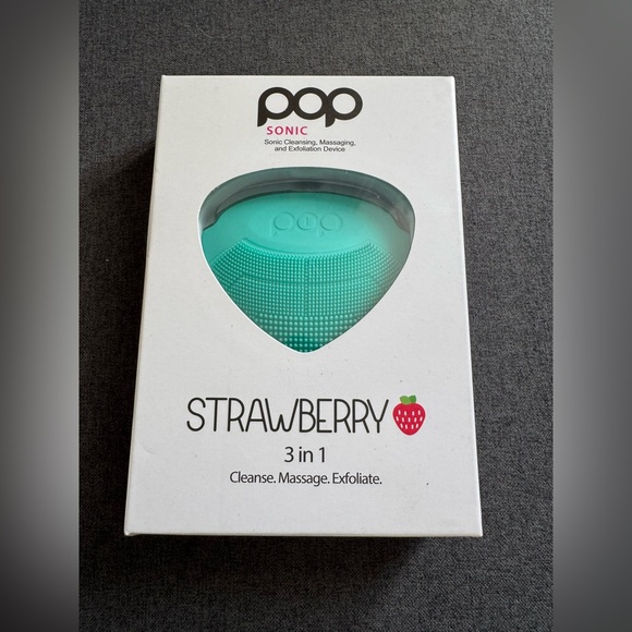 NEW Pop Sonic Strawberry 3 in 1 Skin Exfoliating Cleanser in Turquoise - Picture 1 of 3